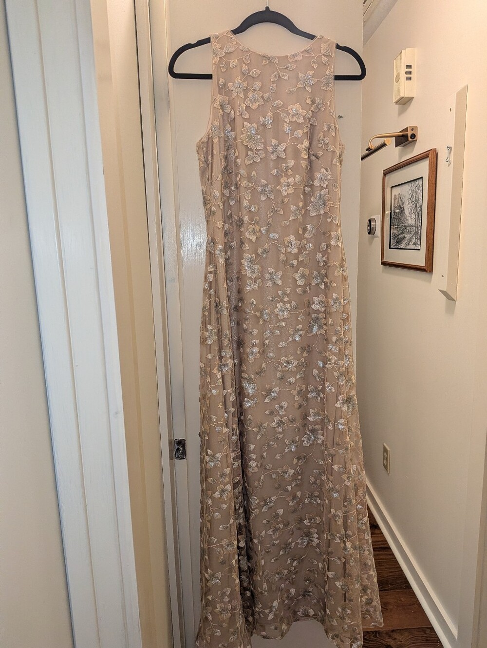 Lauren Ralph Lauren Beige Floral Embroidered Sequin Maxi Dress Size 6